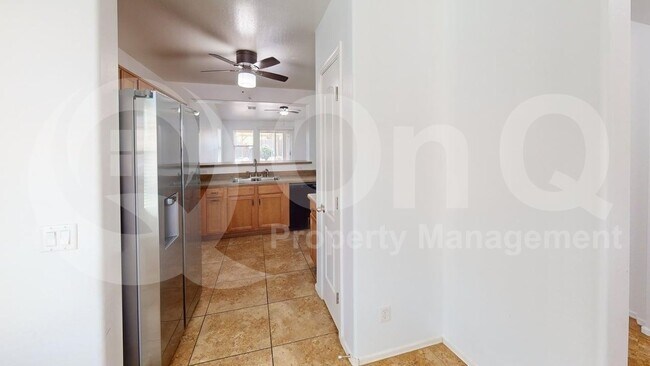 1383 E Mayfield Dr San Tan Valley, AZ 85143 photo 4