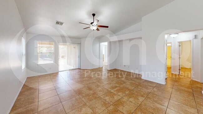 1383 E Mayfield Dr San Tan Valley, AZ 85143 photo 5