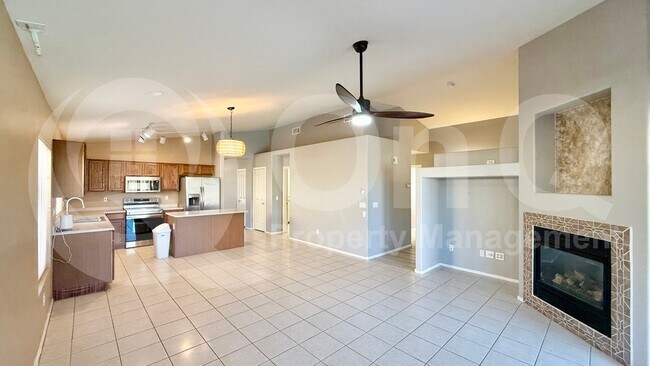 3464 South Moccasin Trail, Gilbert, AZ 85297 photo 5