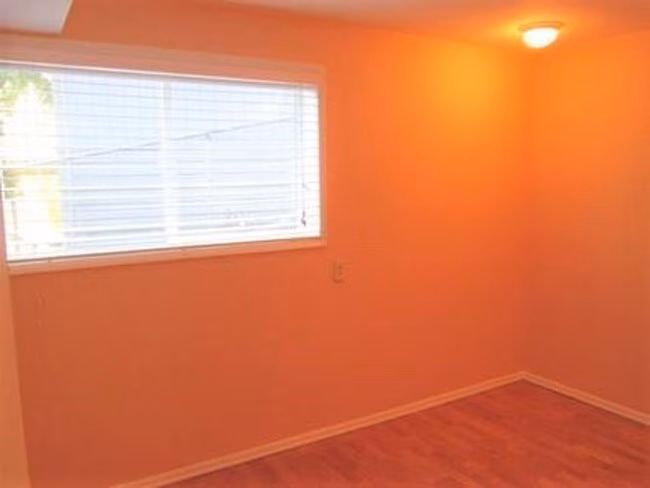 533 157th Ave SE Bellevue, WA 98008 photo 5