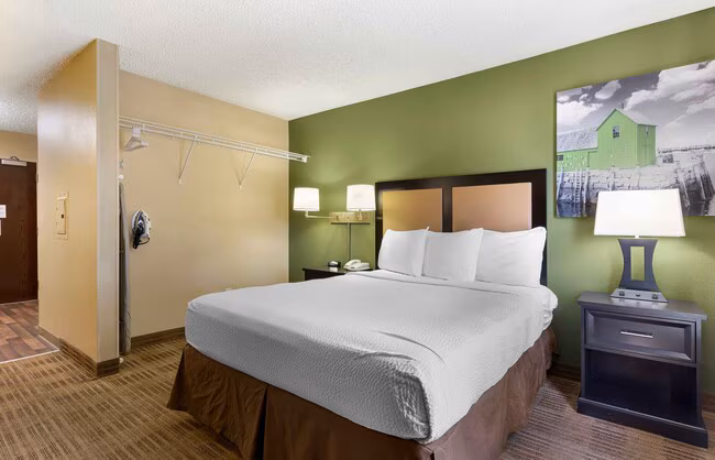 Furnished Studio-Livermore - Airway Blvd. photo 4