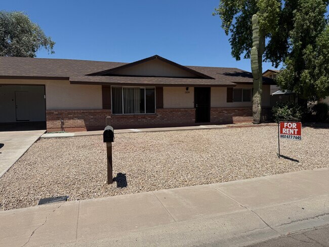 1324 W 12th St Tempe, AZ 85281 photo 3