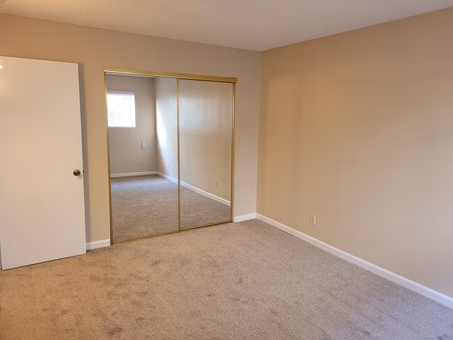 1301 Hemlock Ave Imperial Beach, CA 91932 photo 4