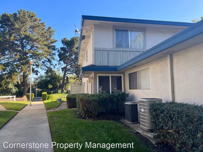 297 Watson Dr #3 photo 2