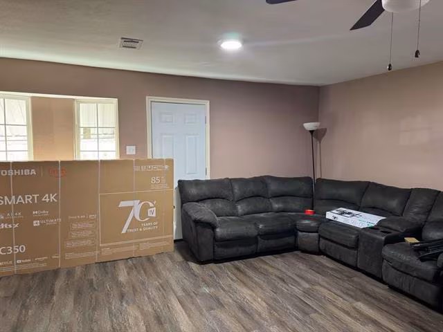 8435 Campanella Dr Dallas, TX 75243 photo 3
