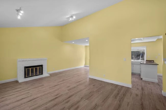 36711 Nichols Ave Fremont, CA 94536 photo 3