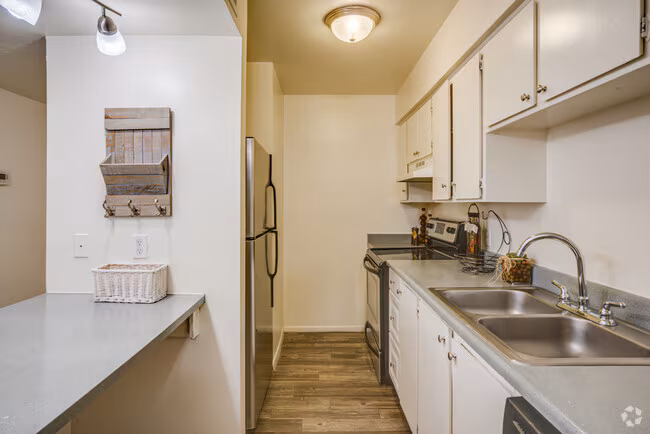 Eclipse Apartments photo 5