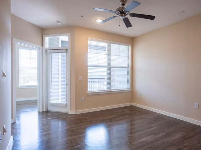 Smart Living On Cullen Apartment Homes photo 3