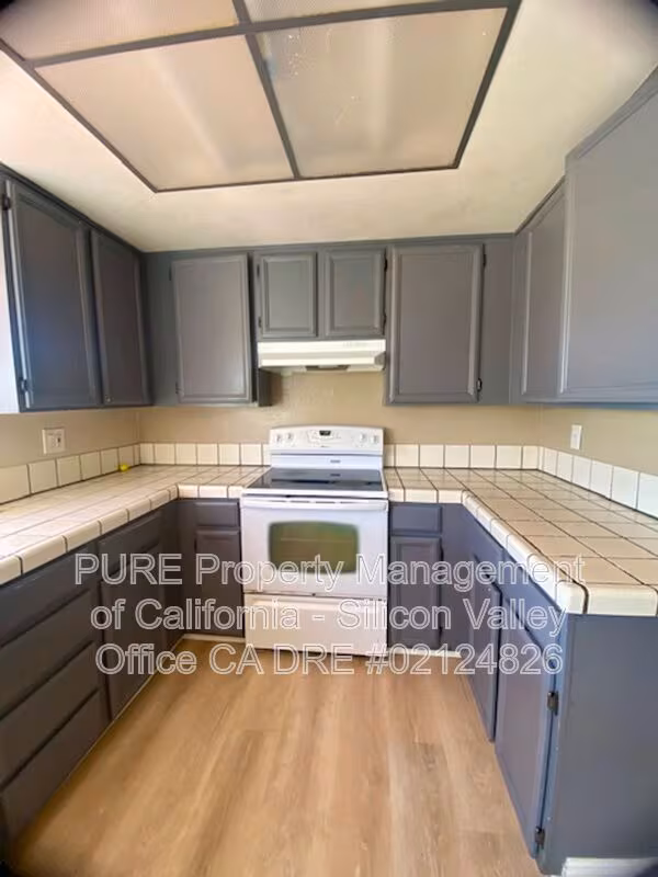 334 Otono Court, San Jose, CA 95111 photo 4