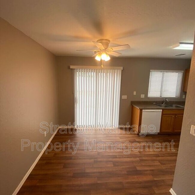 864 S 239th Ln Buckeye, AZ 85326 photo 5
