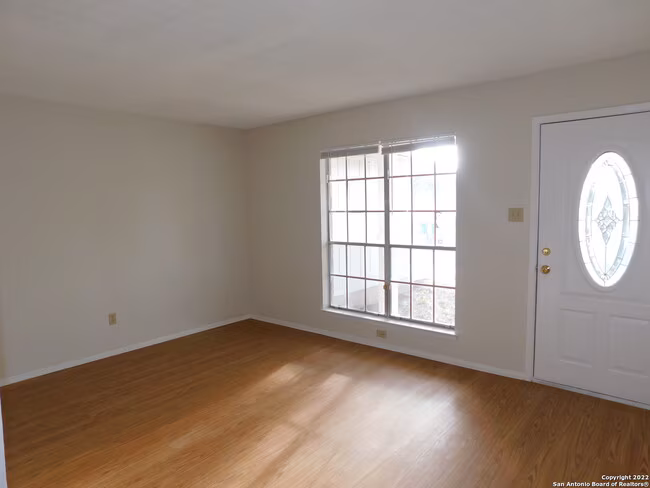 7319 Silent Hills San Antonio, TX 78250 photo 4