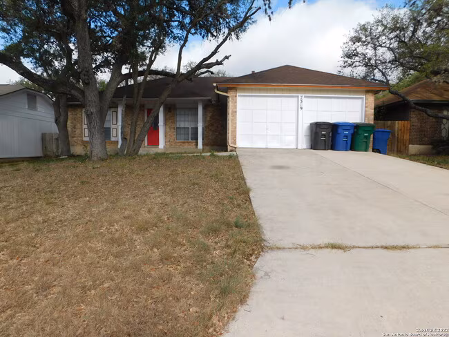 7319 Silent Hills San Antonio, TX 78250 photo 2