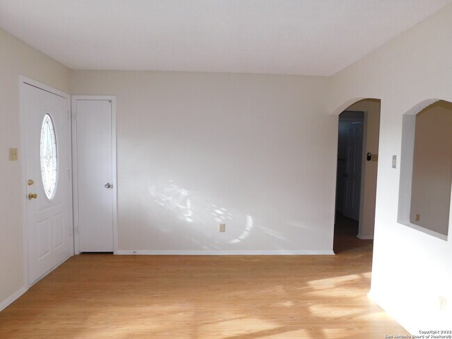 7319 Silent Hills San Antonio, TX 78250 photo 5