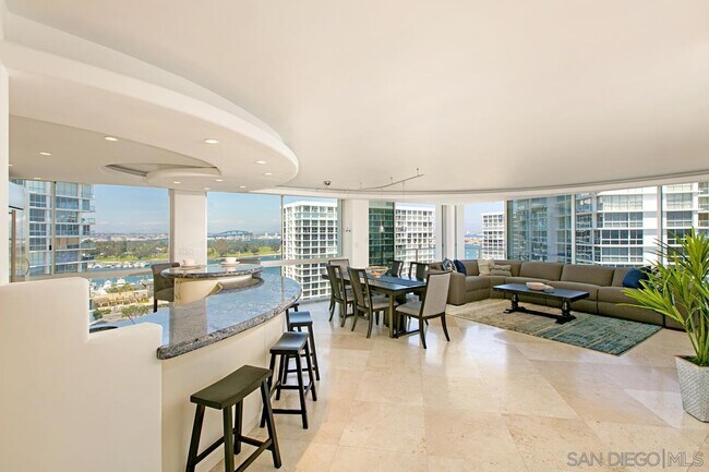 1760 Avenida Del Mundo Coronado, CA 92118 photo 4