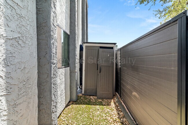 3501 N 64th St Scottsdale, AZ 85251 photo 4