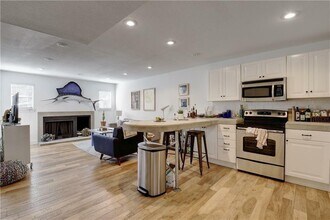 1101 Shoal Creek Blvd Austin, TX 78701 photo 2