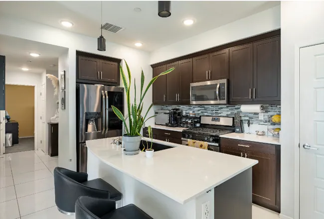 5150 Calle Sandwaves San Diego, CA 92154 photo 2