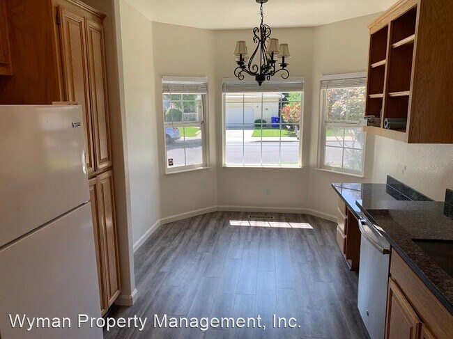 2072 Devonshire Dr Napa, CA 94558 photo 3