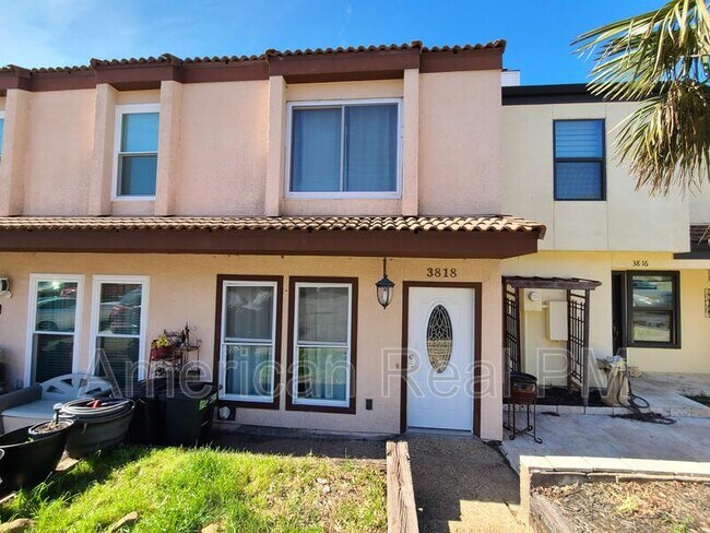 3818 Mediterranean St Rockwall, TX 75087 photo 2