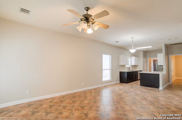 619 Claude W Black St San Antonio, TX 78203 photo 3