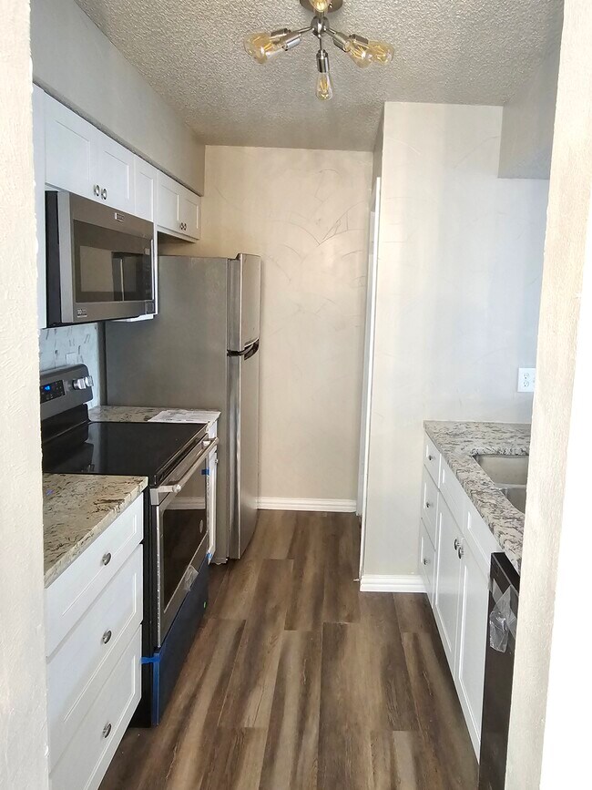 5616 Preston Oaks Rd Dallas, TX 75254 photo 5