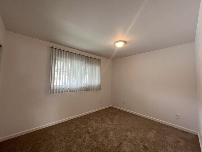 445-447 M Ave National City, CA 91950 photo 5