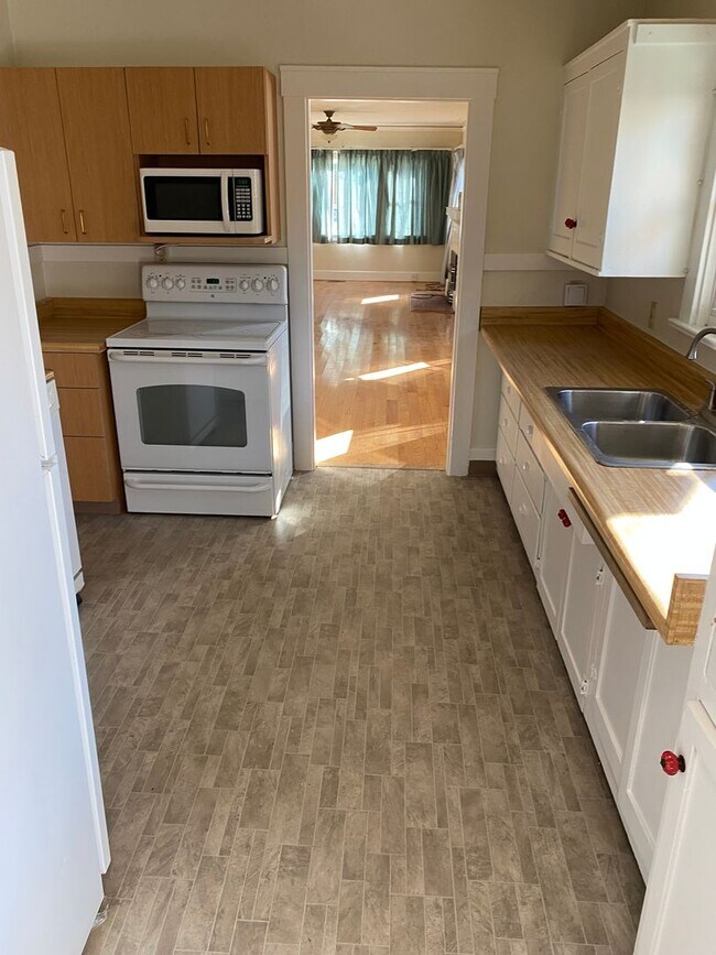 320 Bush St, Mountain View (Single Family) photo 5