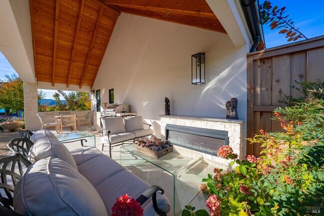 6161 Silverado Trail Napa, CA 94558 photo 5