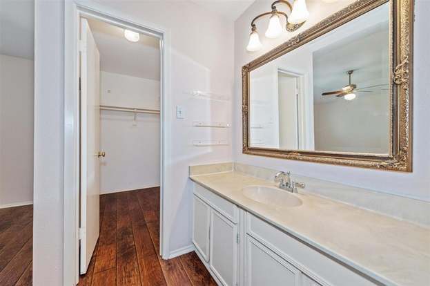 6228 Creekside Lane, League City, TX 77573 photo 2