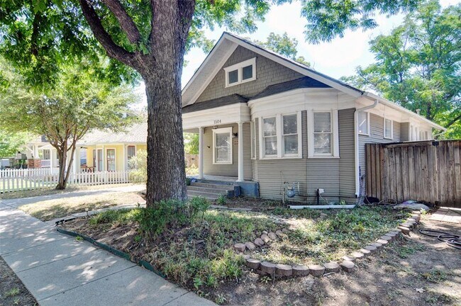 1504 Washington Avenue, Fort Worth, TX 76104 photo 2