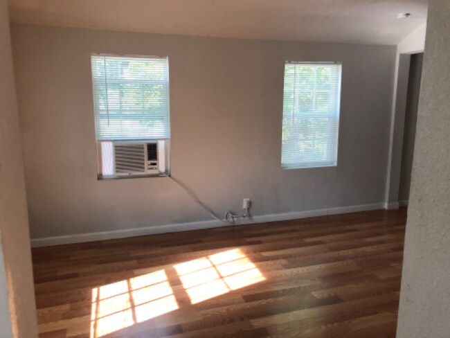 408 North 67th Street, Houston, TX 77011 photo 4