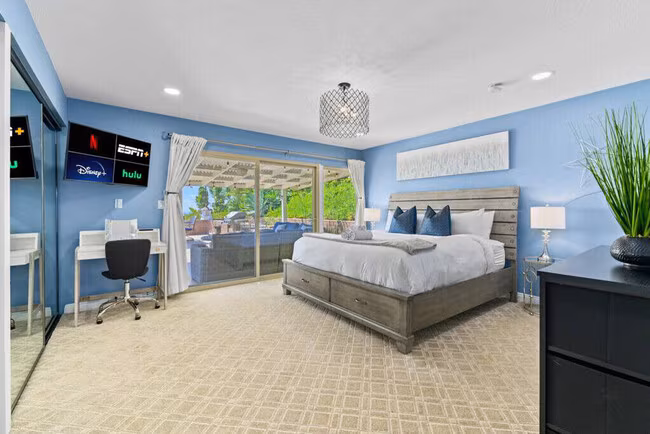 5108 Pacifica Dr San Diego, CA 92109 photo 2