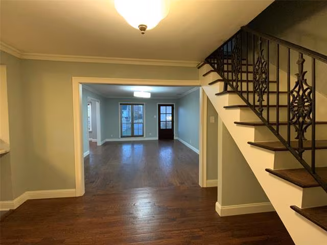 4902 West Mockingbird Lane, Dallas, TX 75209 photo 3