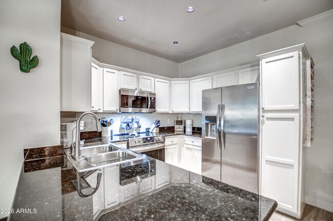 7009 E Acoma Dr Scottsdale, AZ 85254 photo 5
