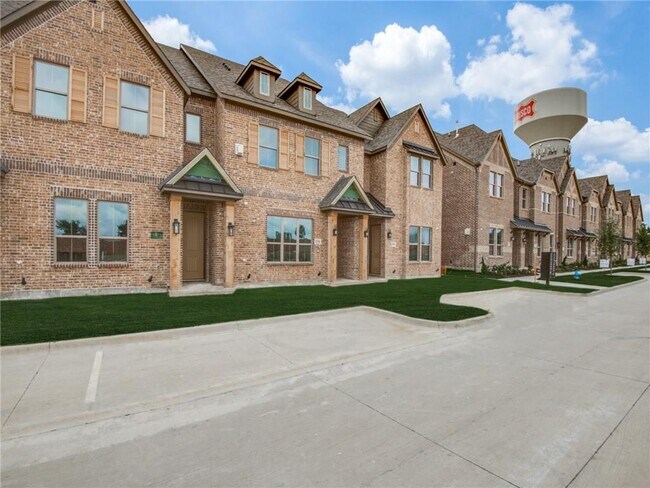 4246 Shavano Drive, Frisco, TX 75034 photo 2