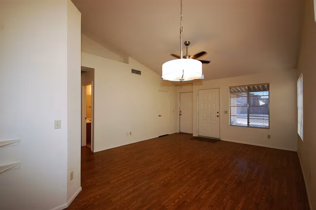 1725 E Carson Rd Phoenix, AZ 85042 photo 5