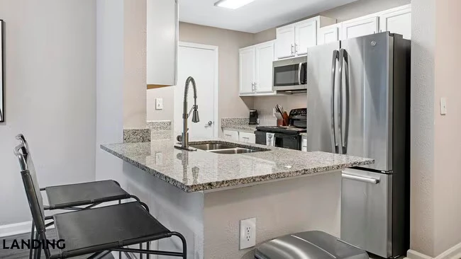 3030 Telegraph Ave Berkeley, CA 94705 photo 3