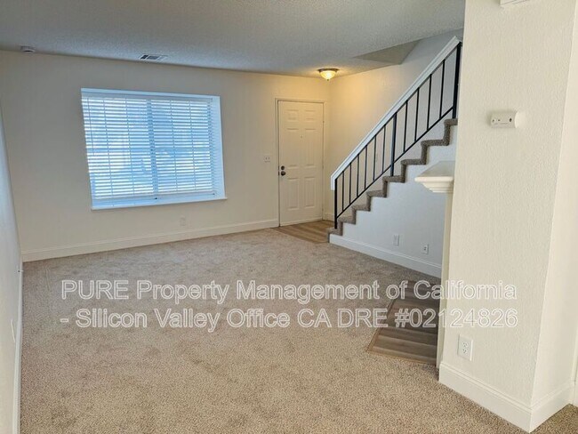 5233 Macaw Way, San Jose, CA 95123 photo 3