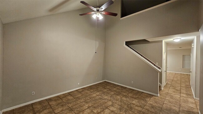 10130 Berrybriar Lane, Tomball, TX 77375 photo 2