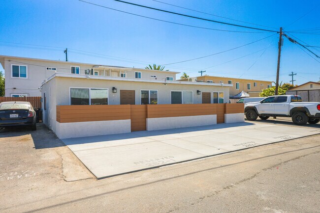 278 Ash Ave Chula Vista, CA 91910 photo 3