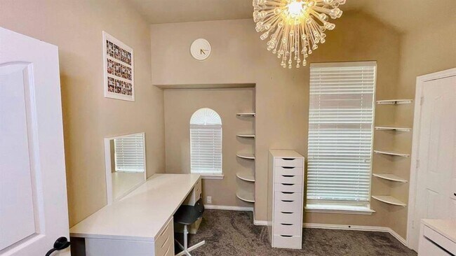 7255 Rueda, Grand Prairie, TX 75054 photo 3