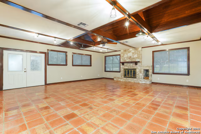 7626 Wild Eagle St San Antonio, TX 78255 photo 2