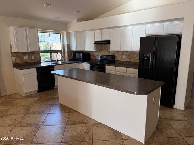 4240 S Kerby Way Chandler, AZ 85249 photo 3