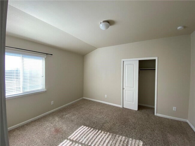 18501 Moreto Loop Pflugerville, TX 78660 photo 5