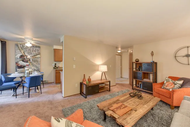 Kently Pointe Apartments photo 2
