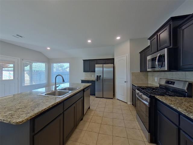7904 Mosspark Ln Fort Worth, TX 76123 photo 4
