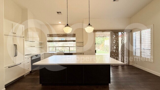 19250 N 89th Pl Scottsdale, AZ 85255 photo 2