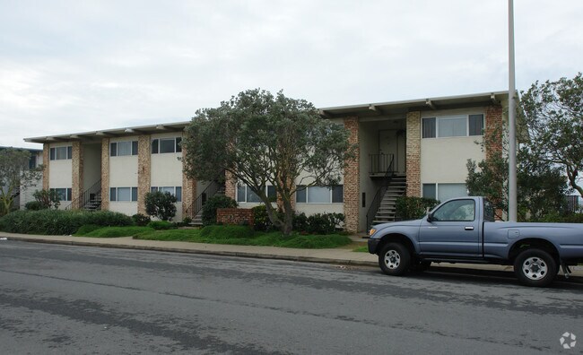 340 Esplanade Avenue