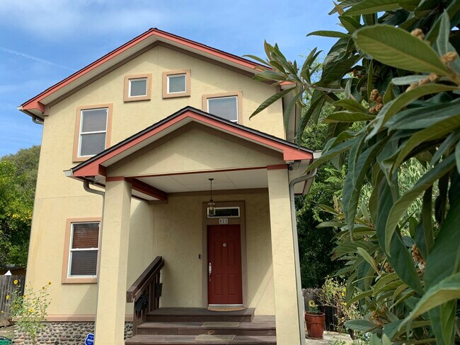 905 Prospect Ave Austin, TX 78702 photo 4
