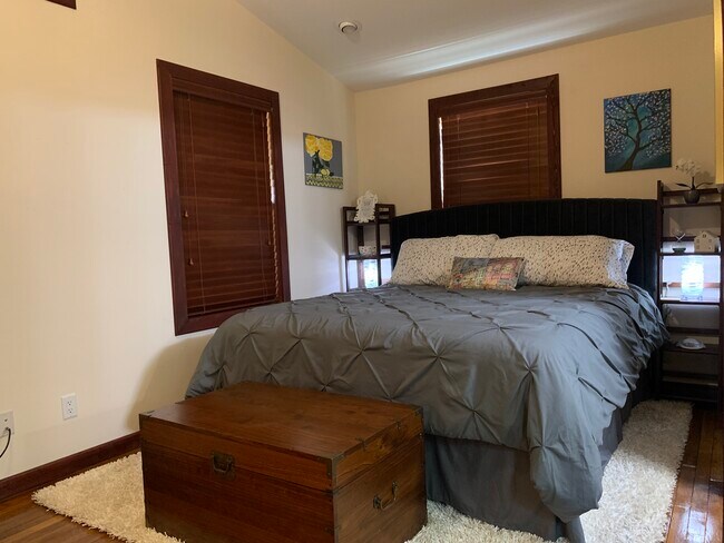 905 Prospect Ave Austin, TX 78702 photo 5